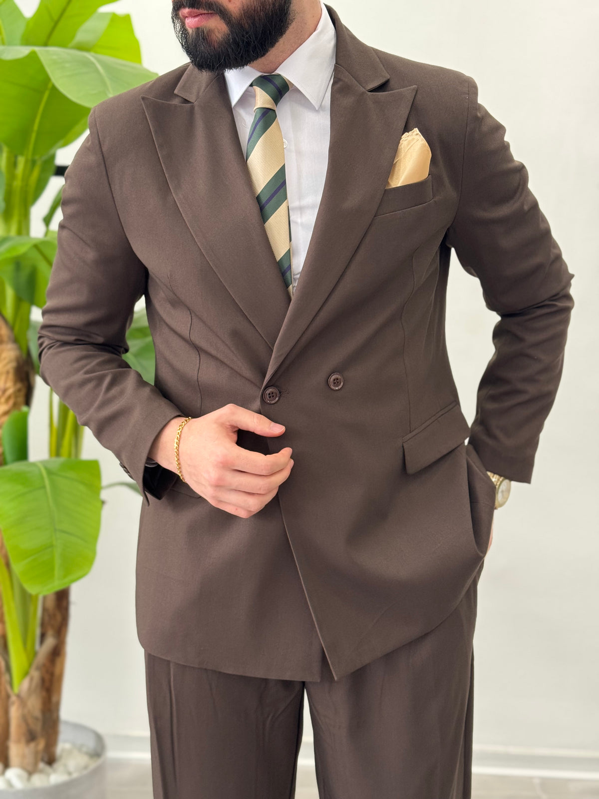 Malaga double-breasted suit 
