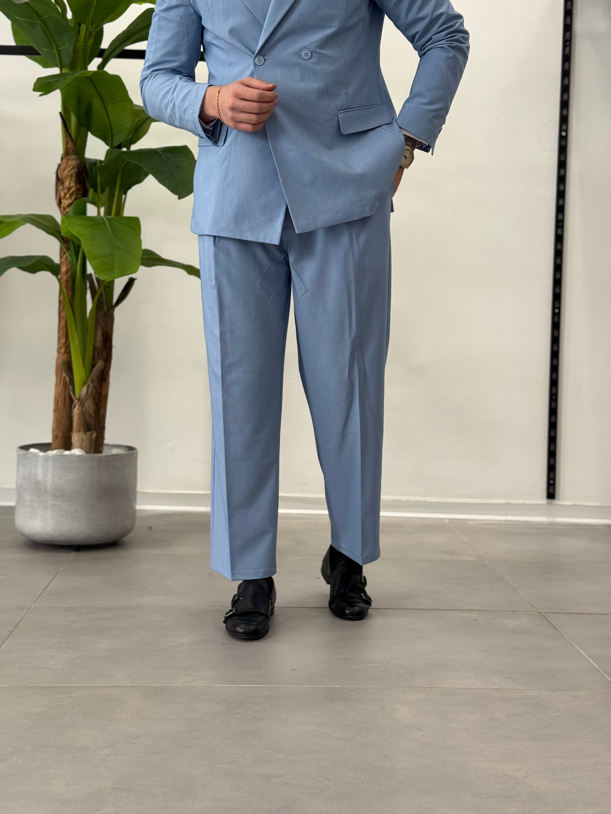 Malaga double-breasted suit 