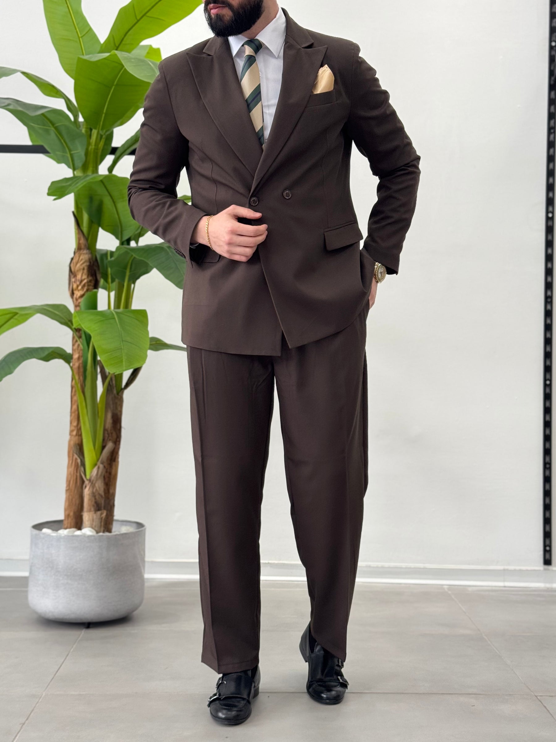 Malaga double-breasted suit 