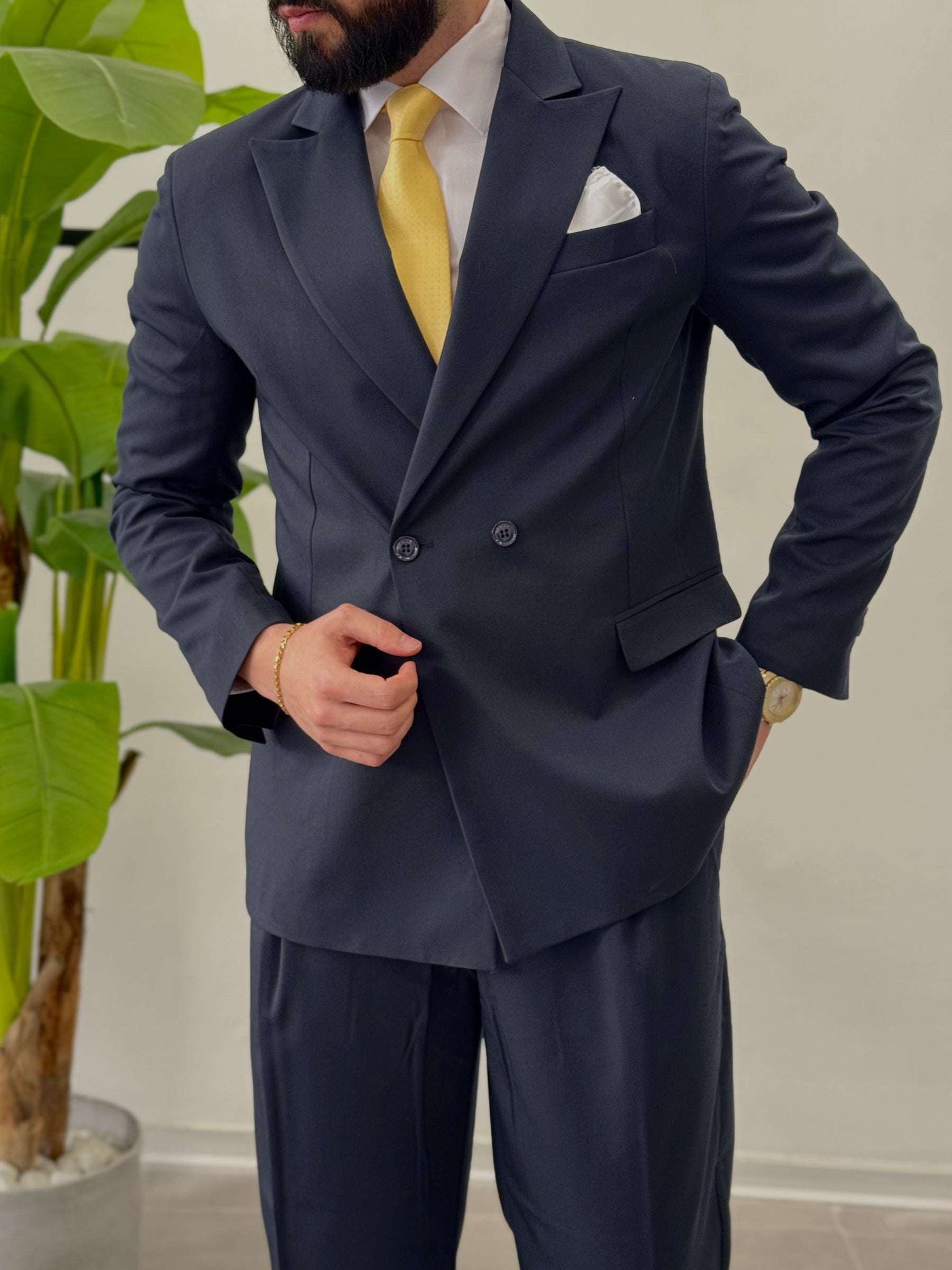 Malaga double-breasted suit 