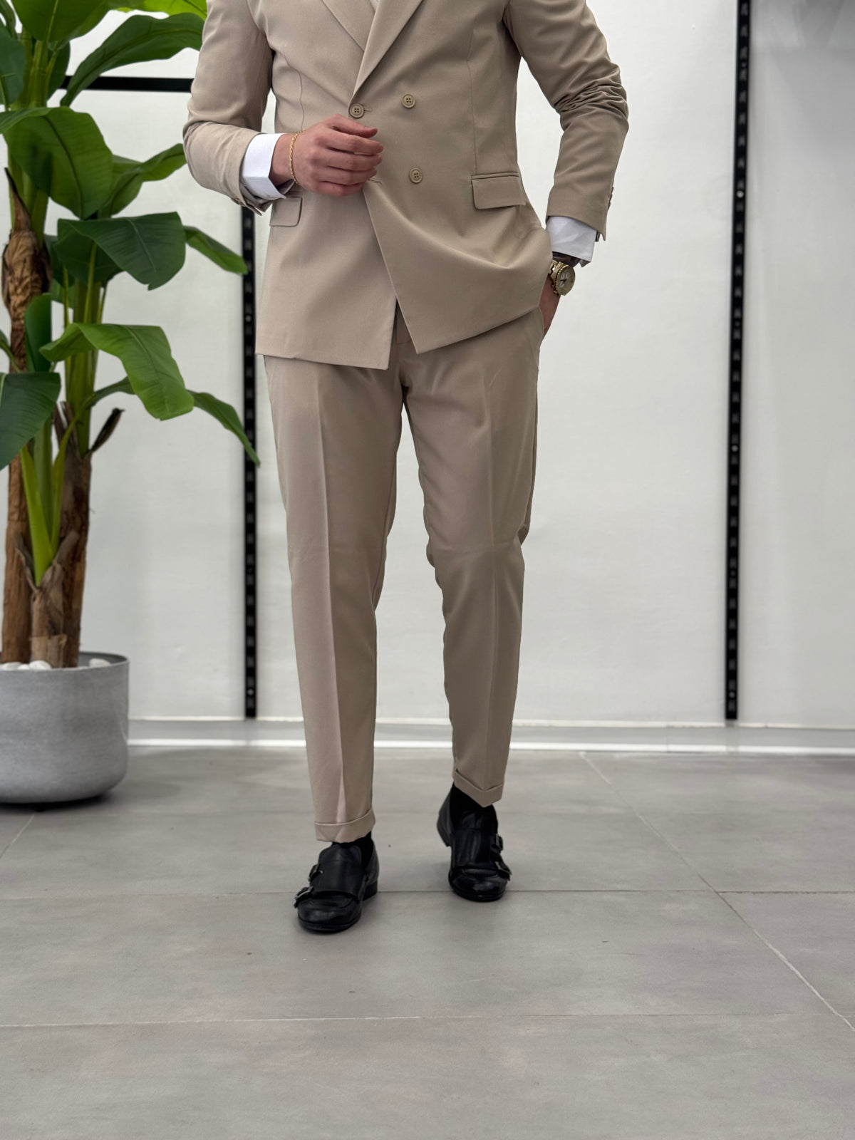 Malaga double-breasted suit 