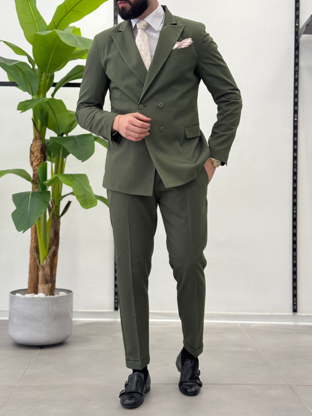 Malaga double-breasted suit 