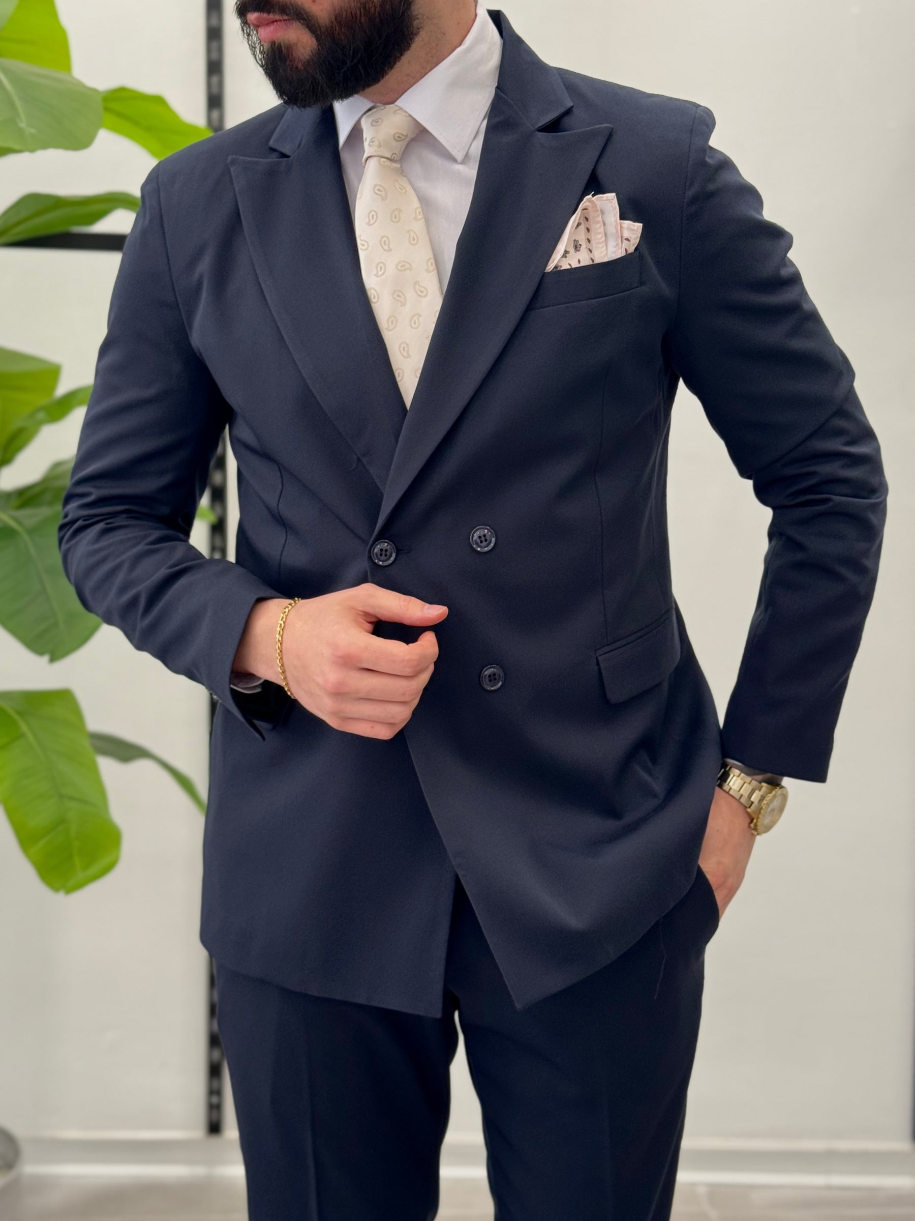 Malaga double-breasted suit 