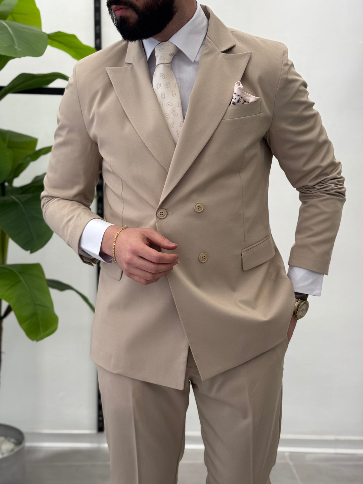 Malaga double-breasted suit 