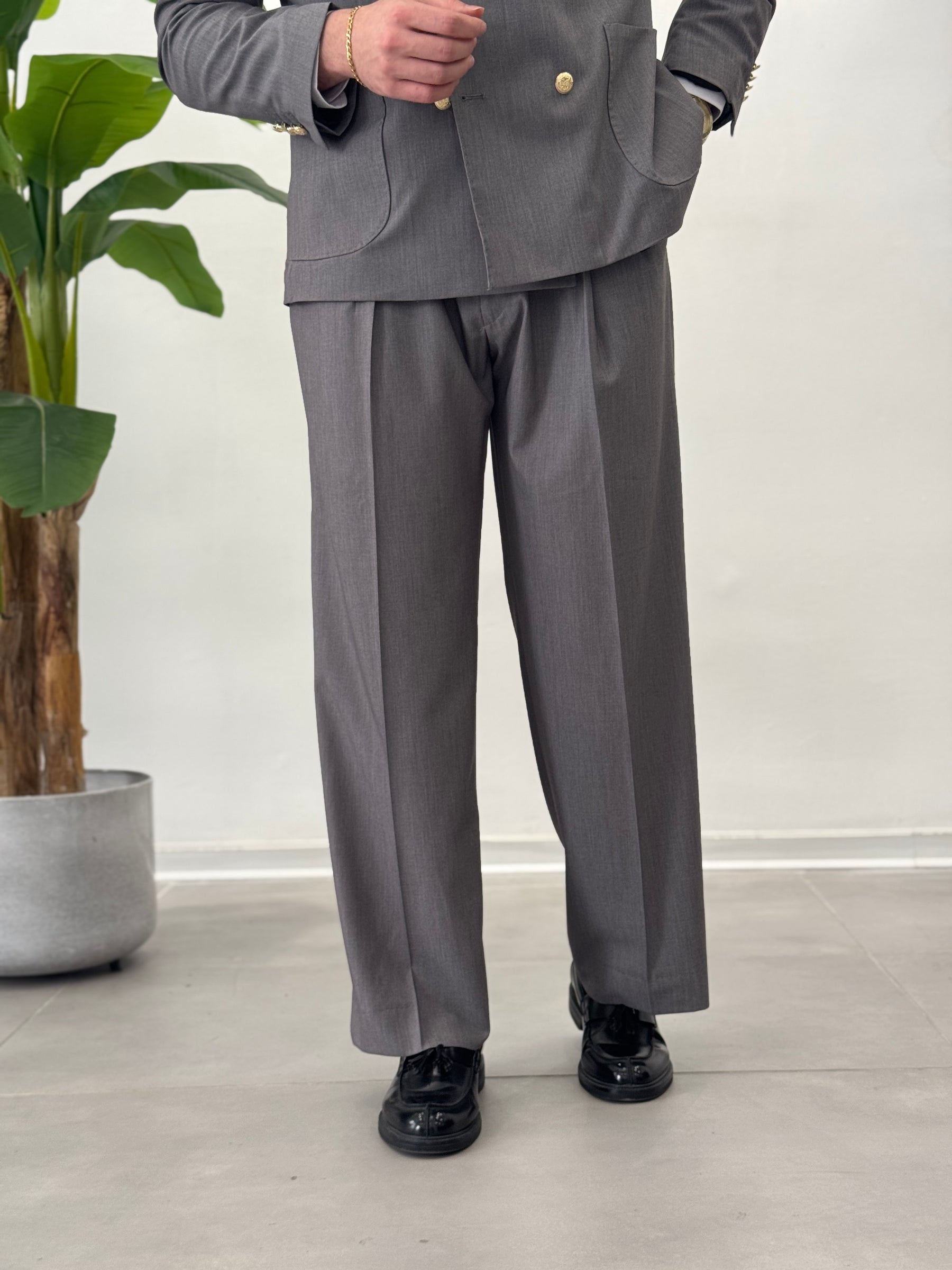 Malaga double-breasted suit 