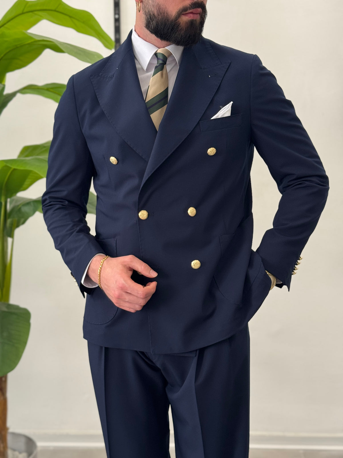Malaga double-breasted suit 