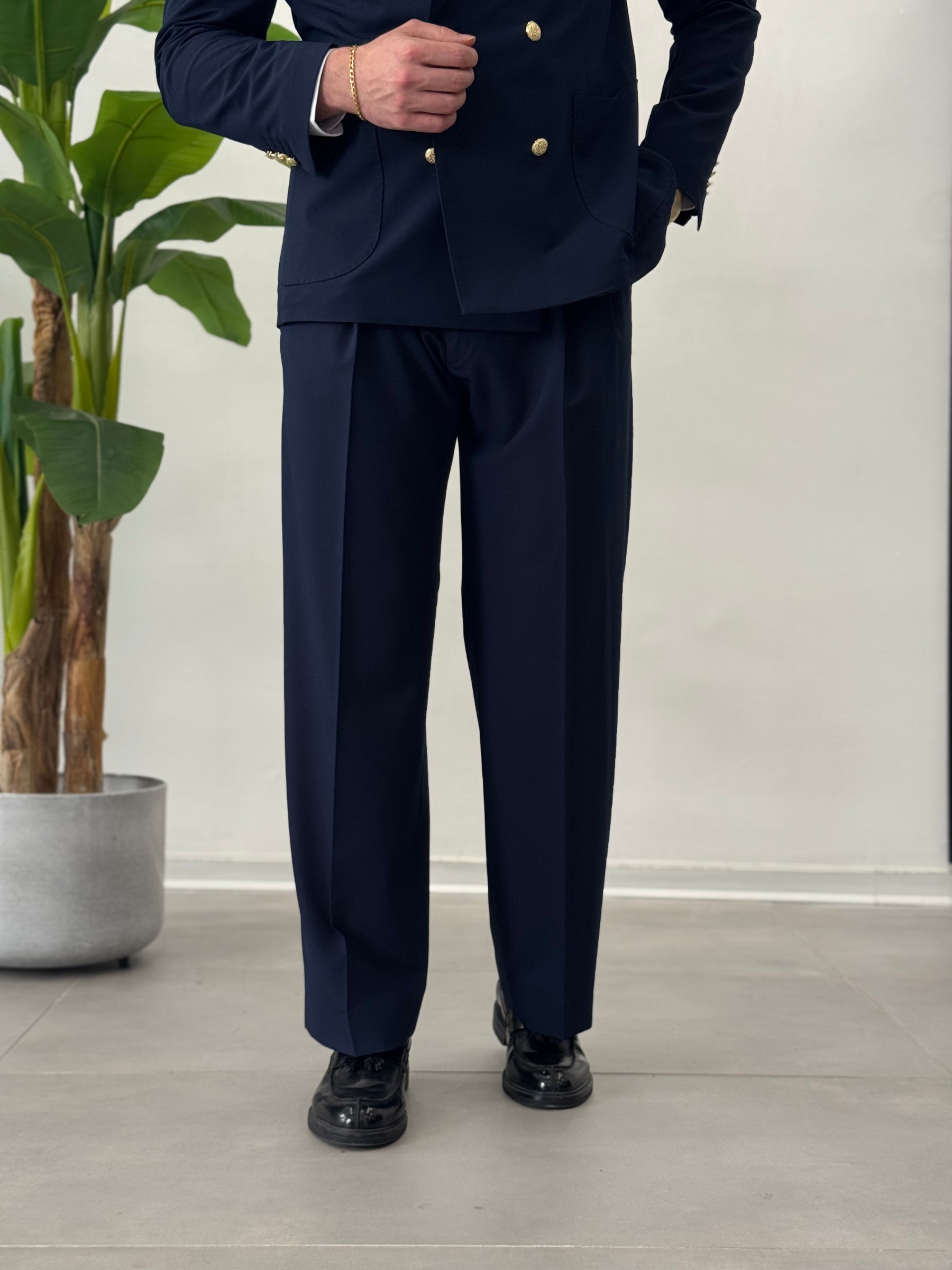 Malaga double-breasted suit 