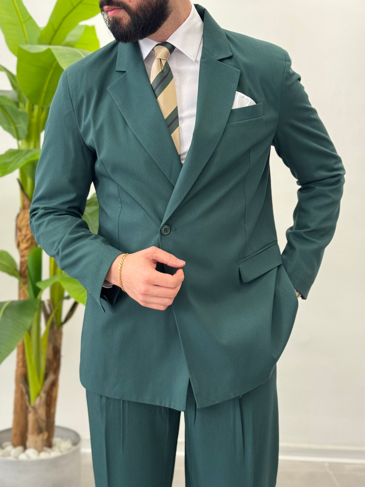 Malaga double-breasted suit 