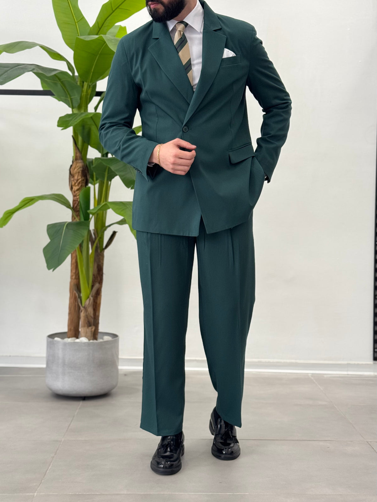 Malaga double-breasted suit 