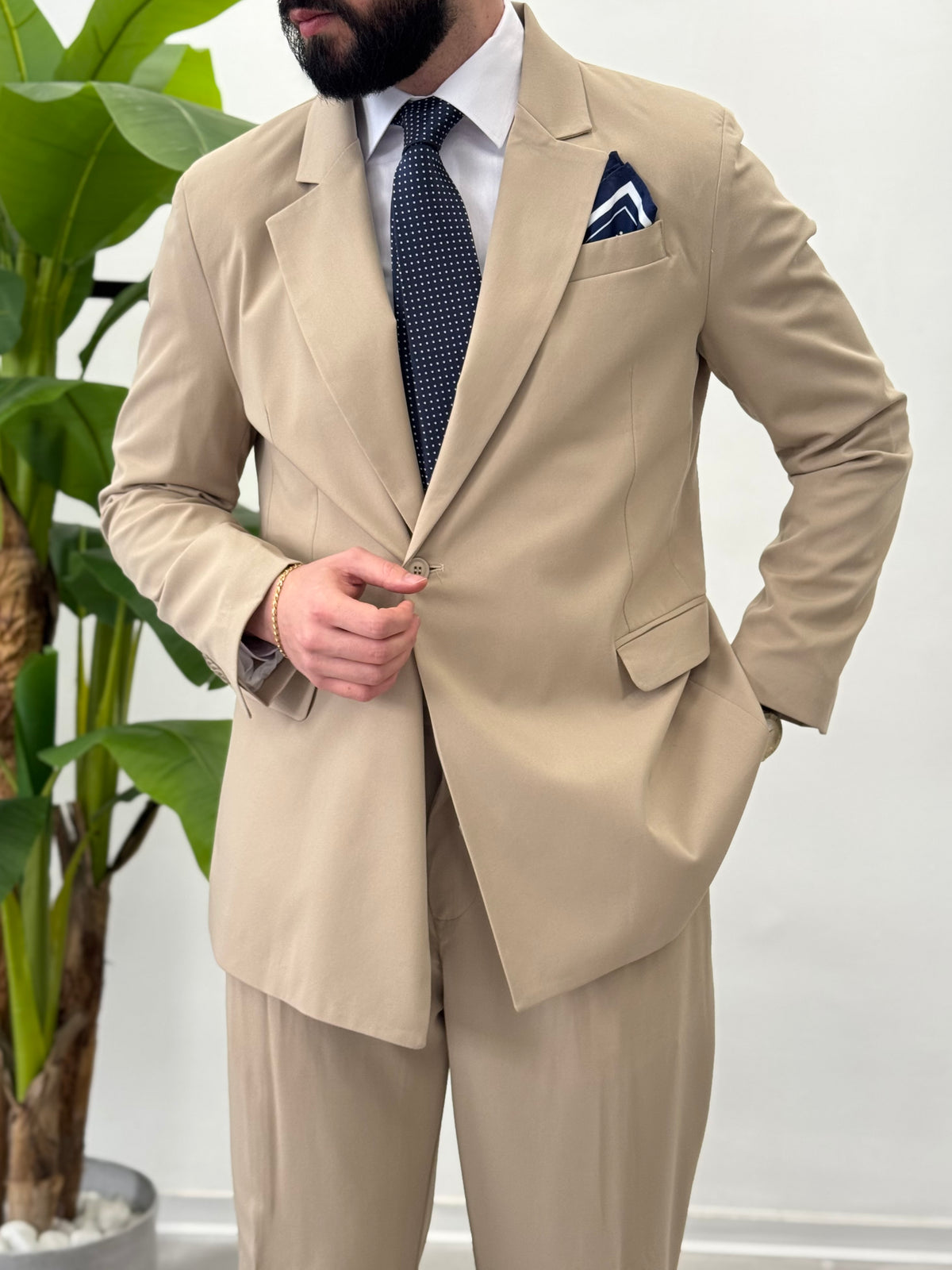 Malaga double-breasted suit 