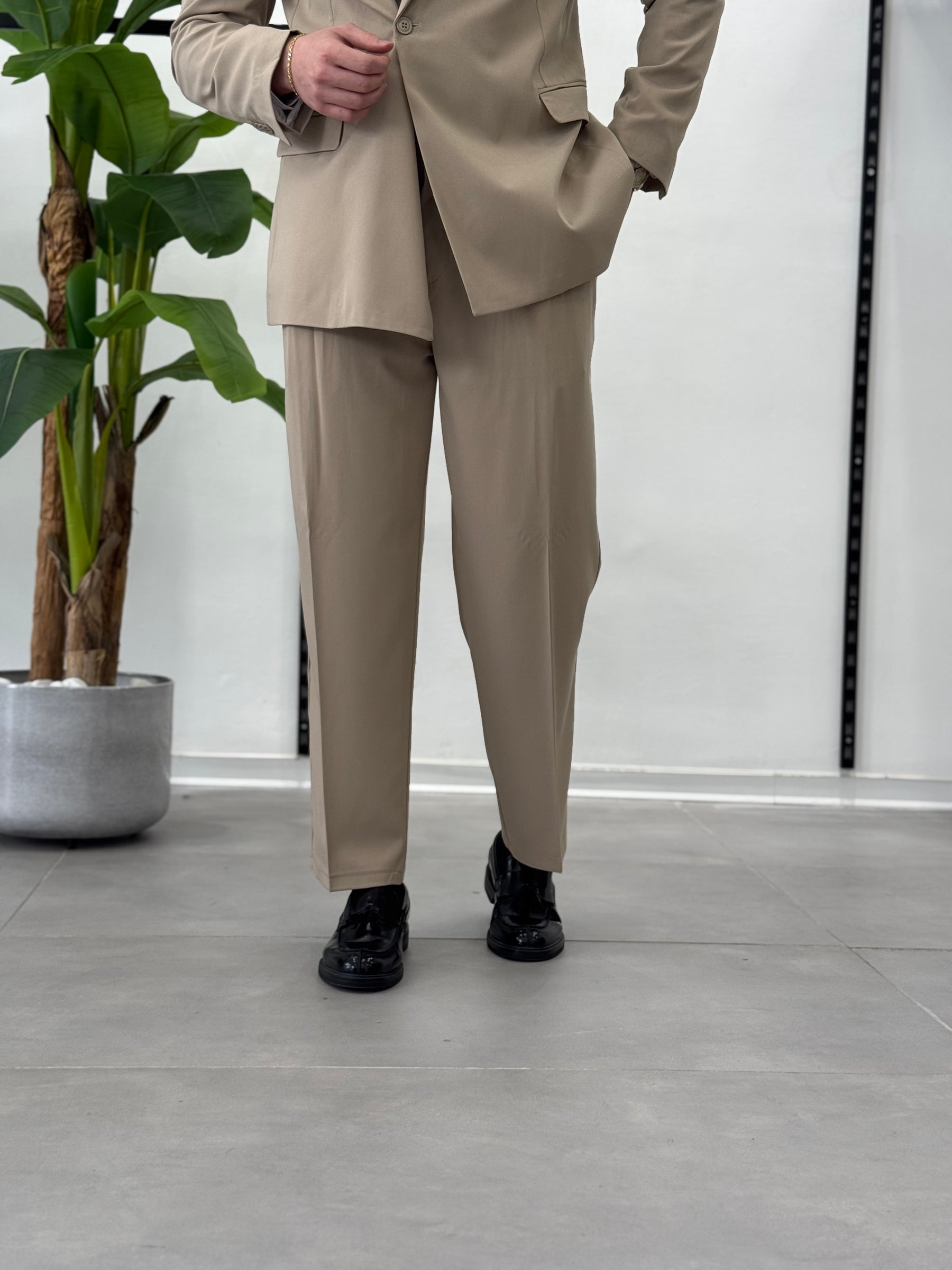 Malaga double-breasted suit 