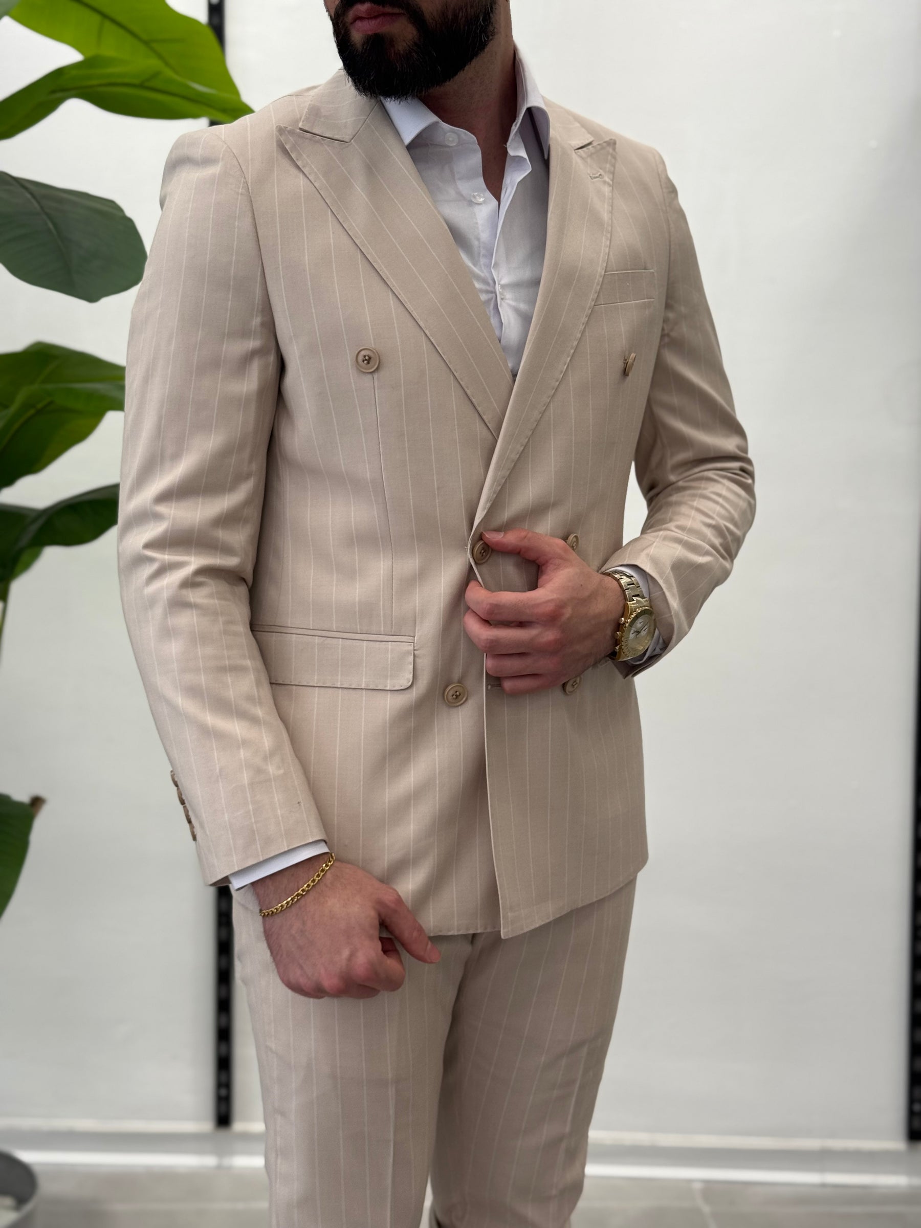 Malaga double-breasted suit 