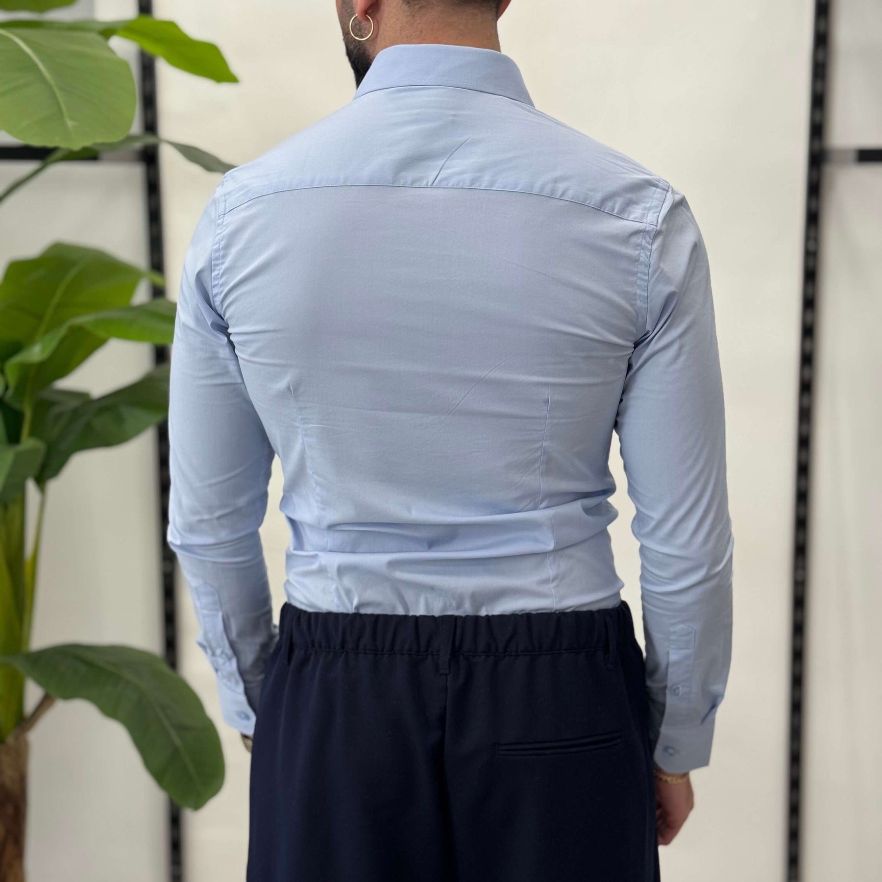 Slim Fit Essential Shirt