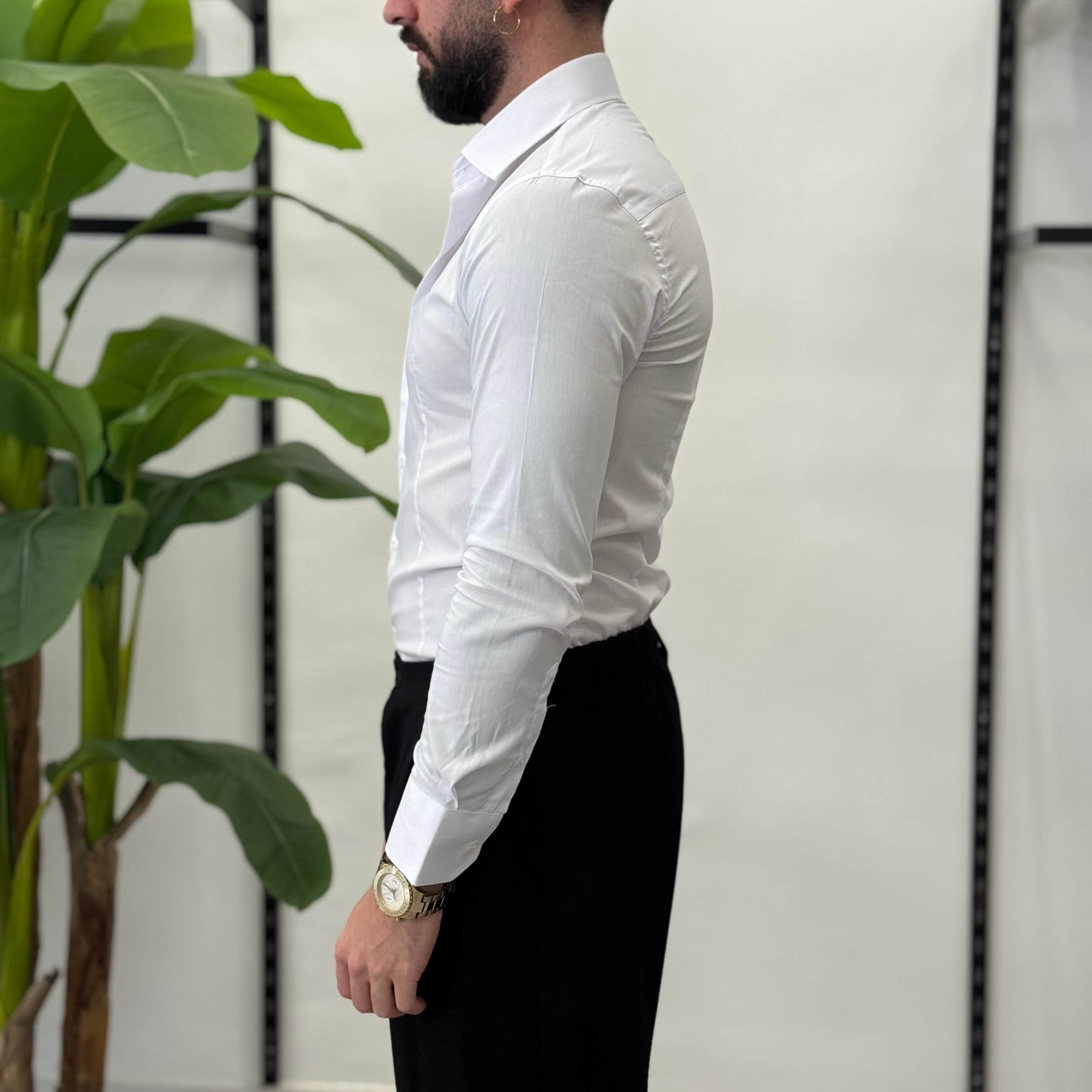 Slim Fit Essential Shirt