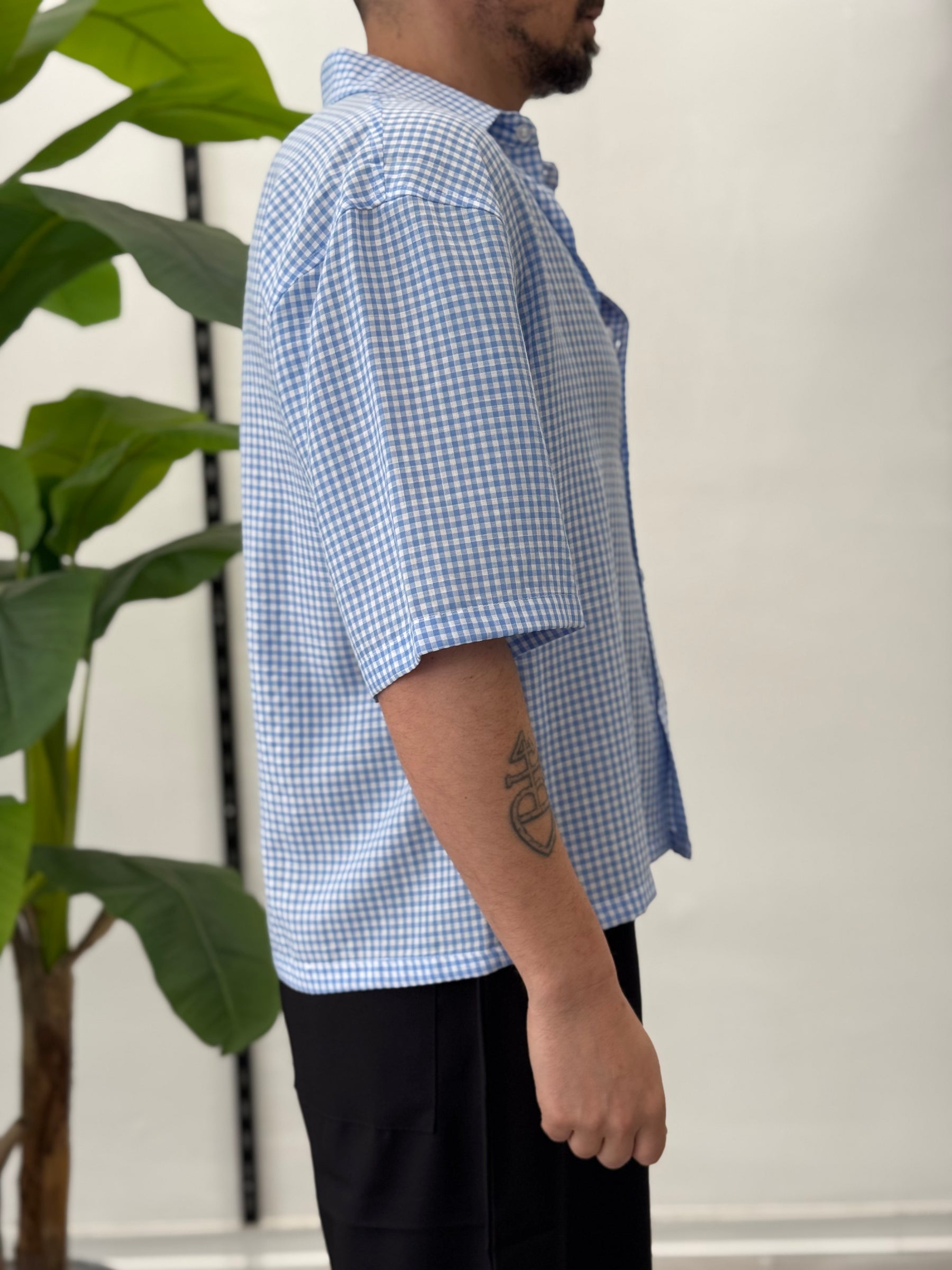 Boxy half-sleeve striped shirt 