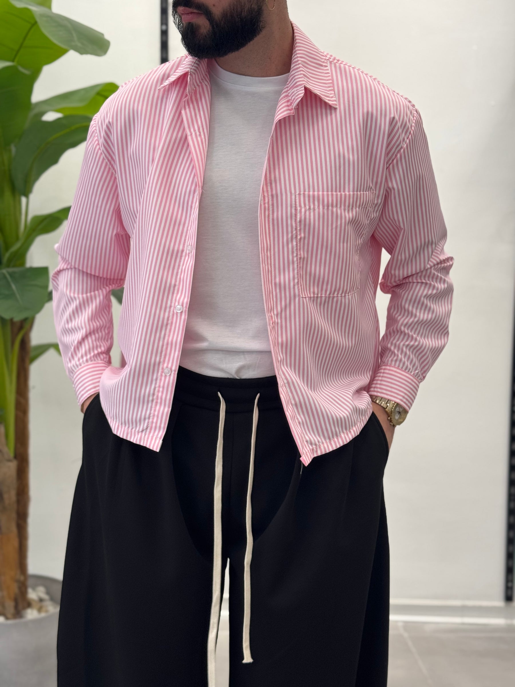 Boxy half-sleeve striped shirt 