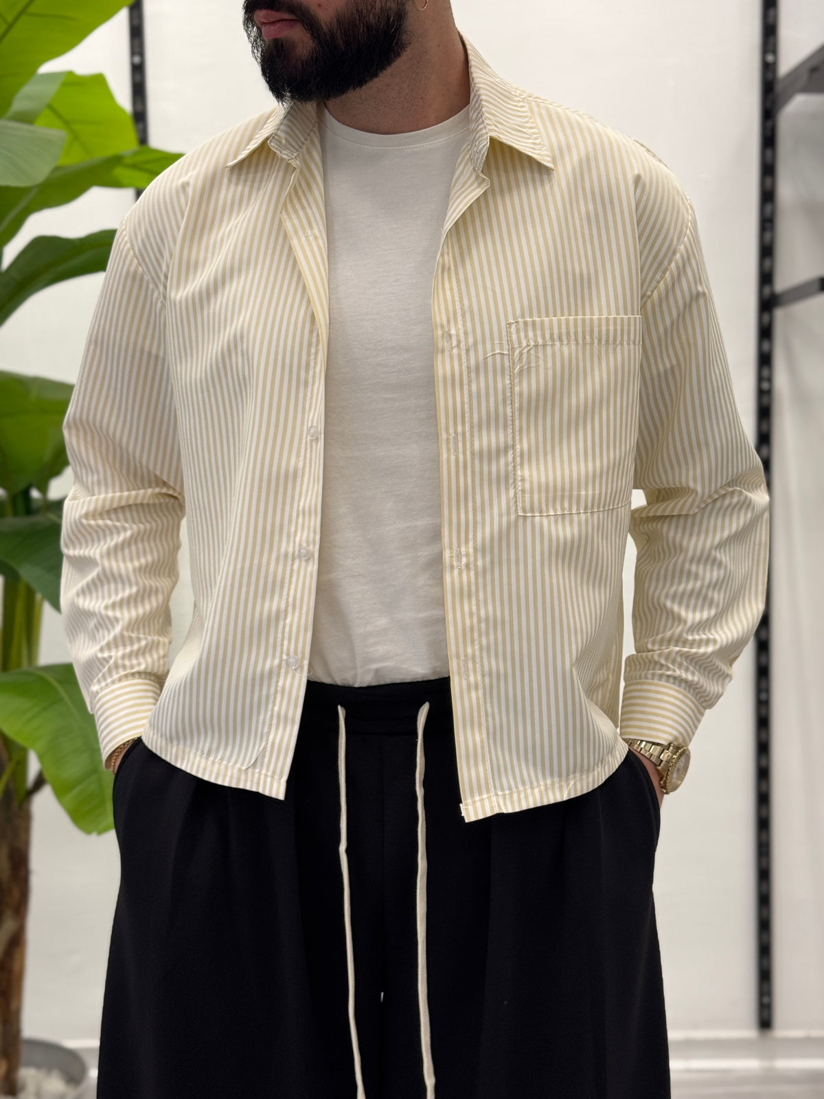 Boxy half-sleeve striped shirt 
