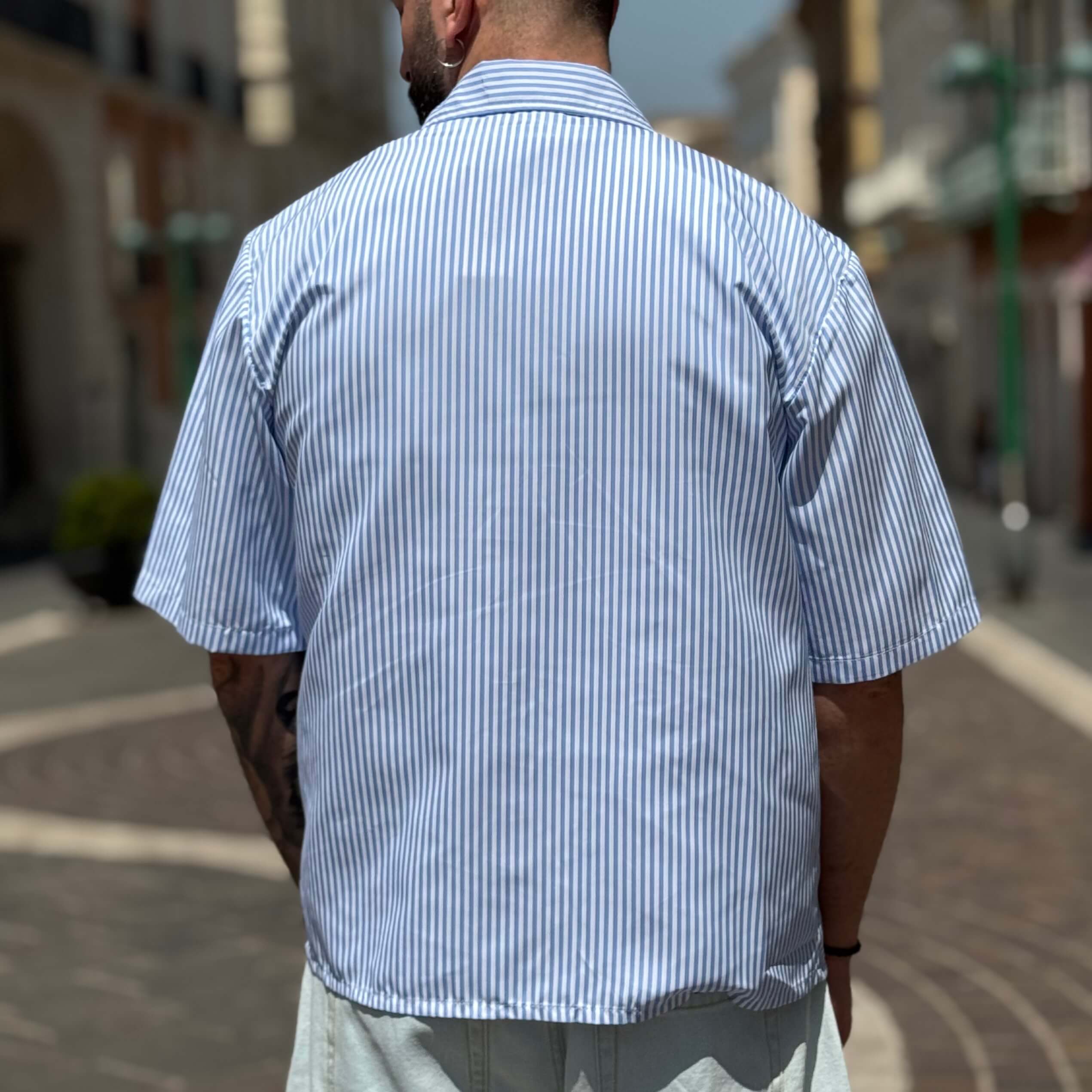 Camicia a righe boxy mezza manica