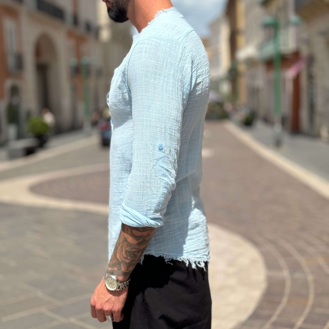 Camicia azzurra con collo sfrangiato - FLAG STORE