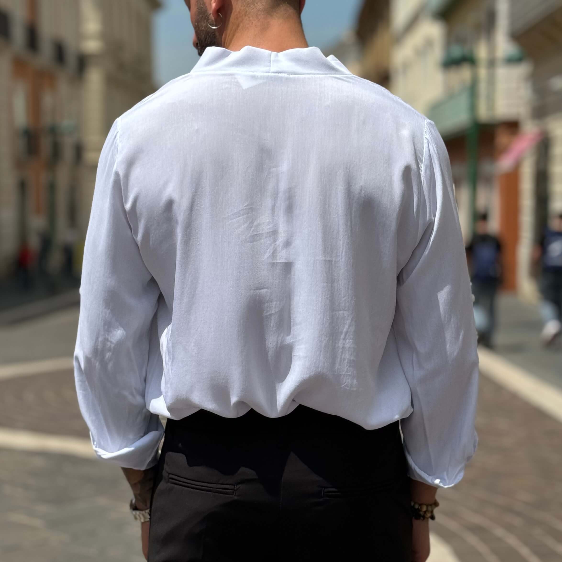 Camicia bianca morbida con scollo a V - FLAG STORE