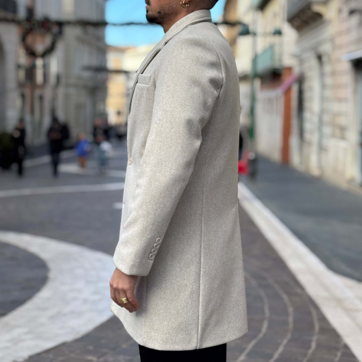 Single-breasted dove gray coat in Rome - FLAG STORE 