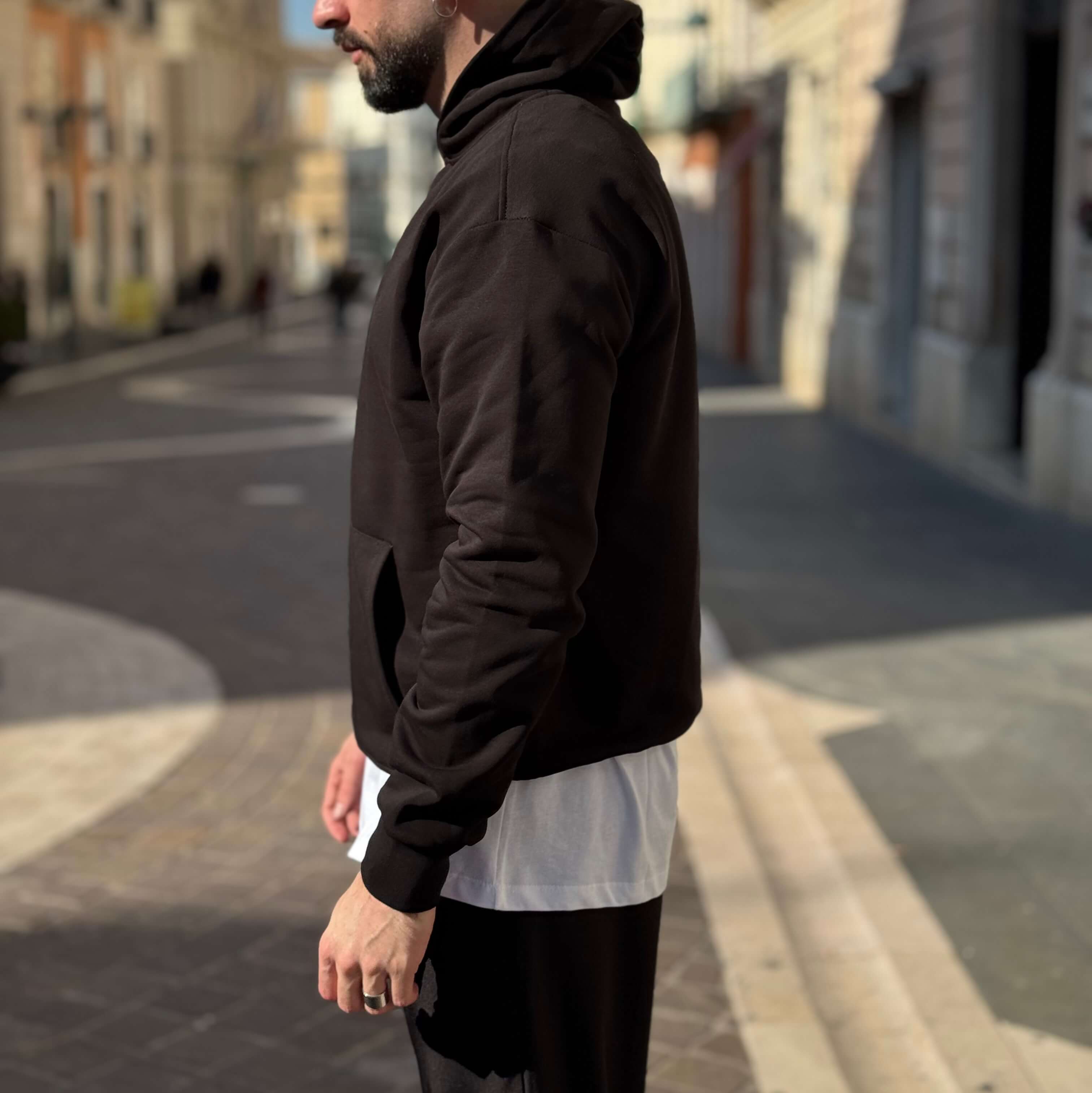 Felpa nera basic con cappuccio 3.0 - FLAG STORE