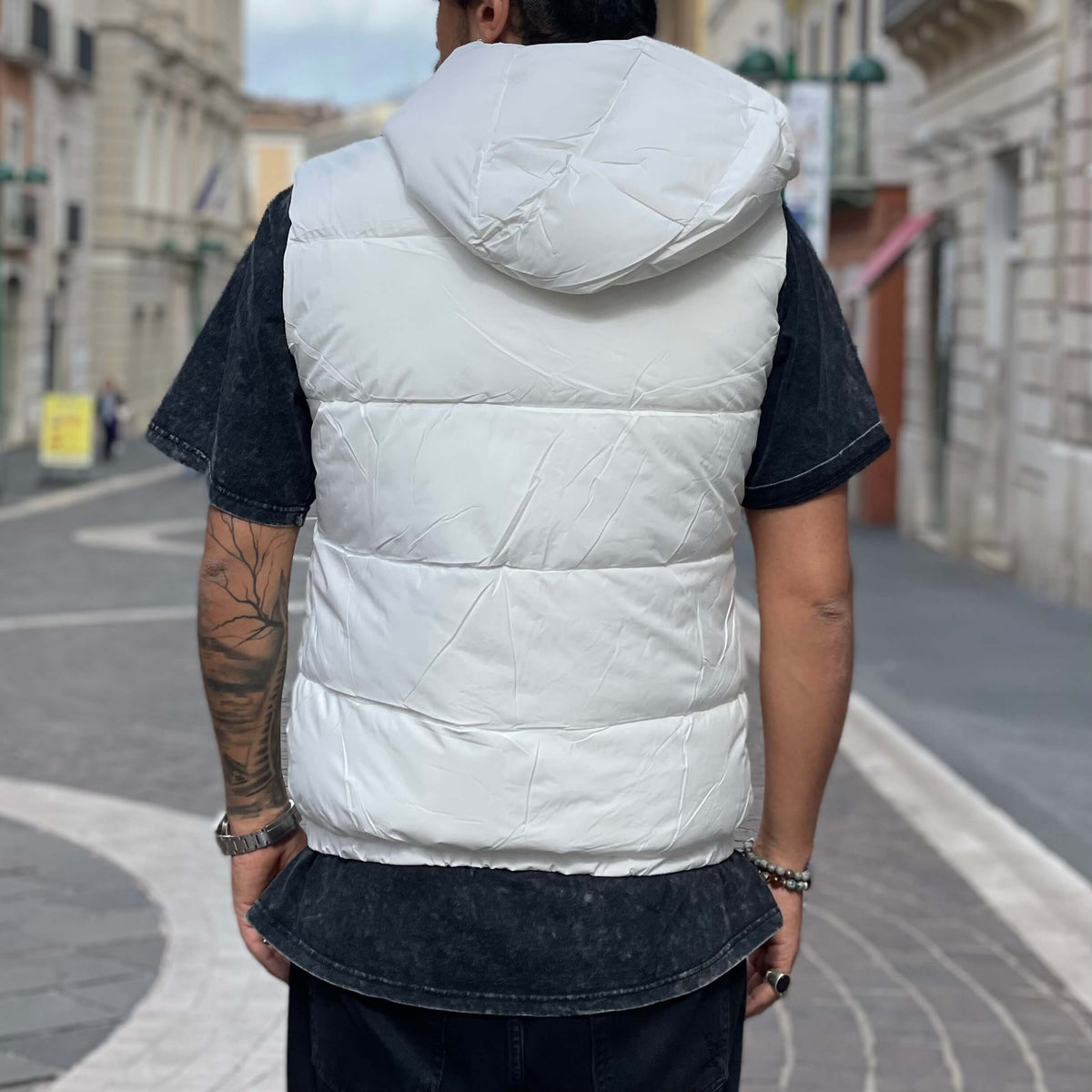 White Sleeveless Jacket - FLAG STORE 
