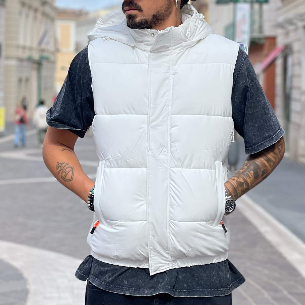 White Sleeveless Jacket - FLAG STORE 