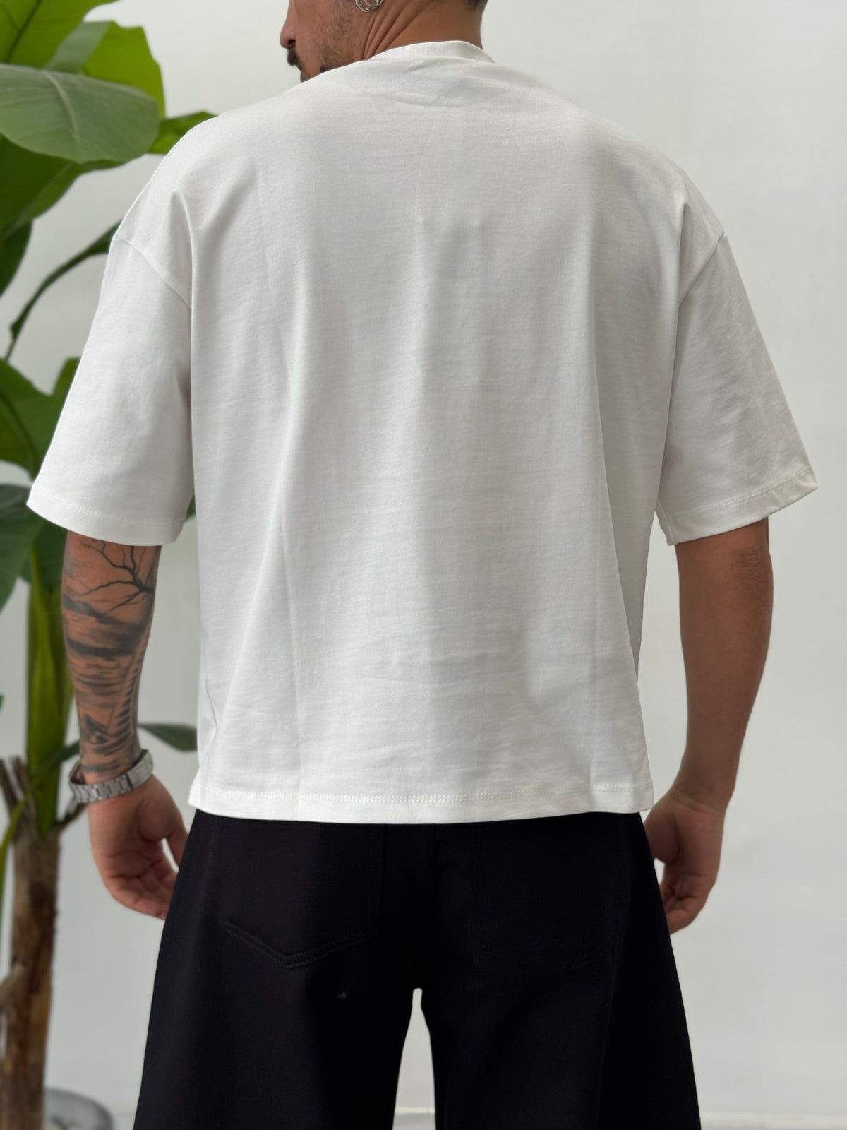 Camiseta cropped blanca 2.0 - FLAG STORE