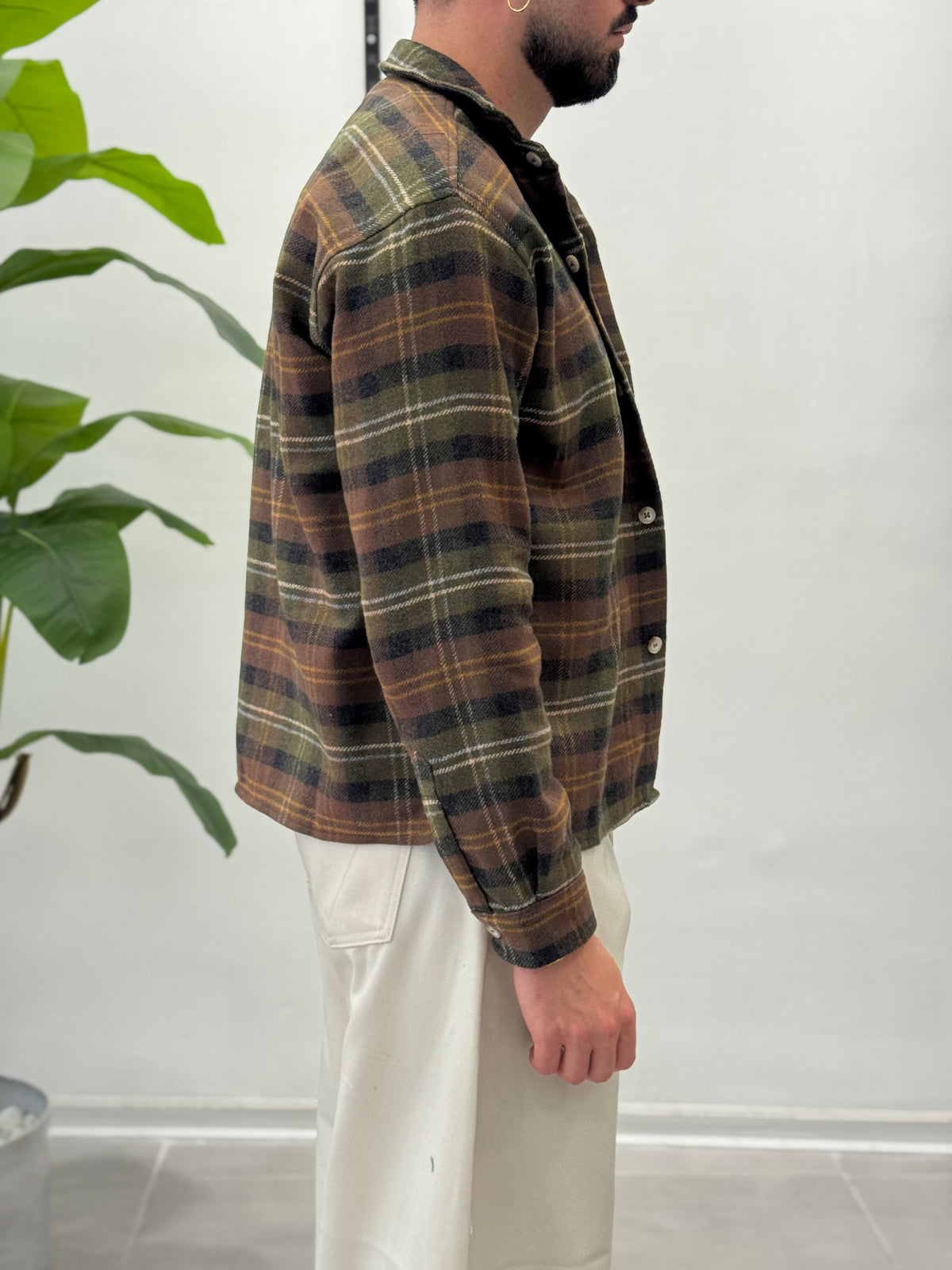 Boxy half-sleeve striped shirt 