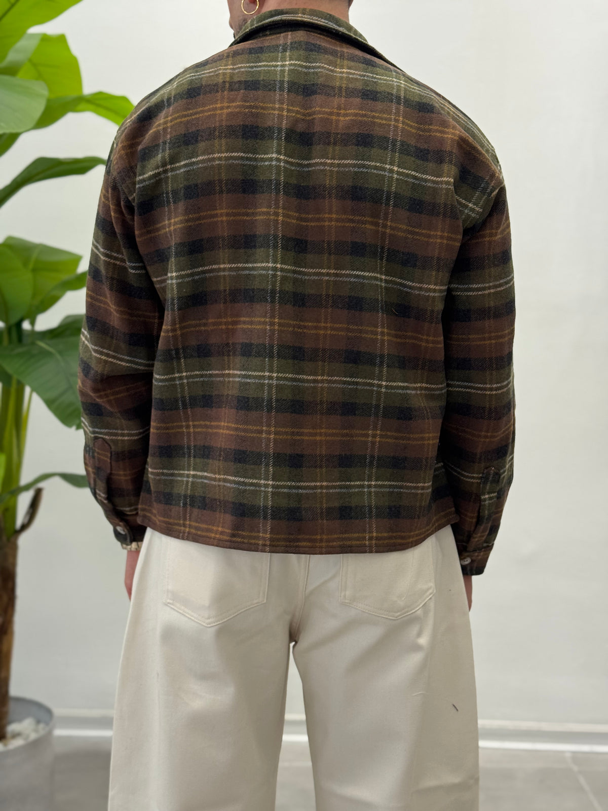 Boxy half-sleeve striped shirt 