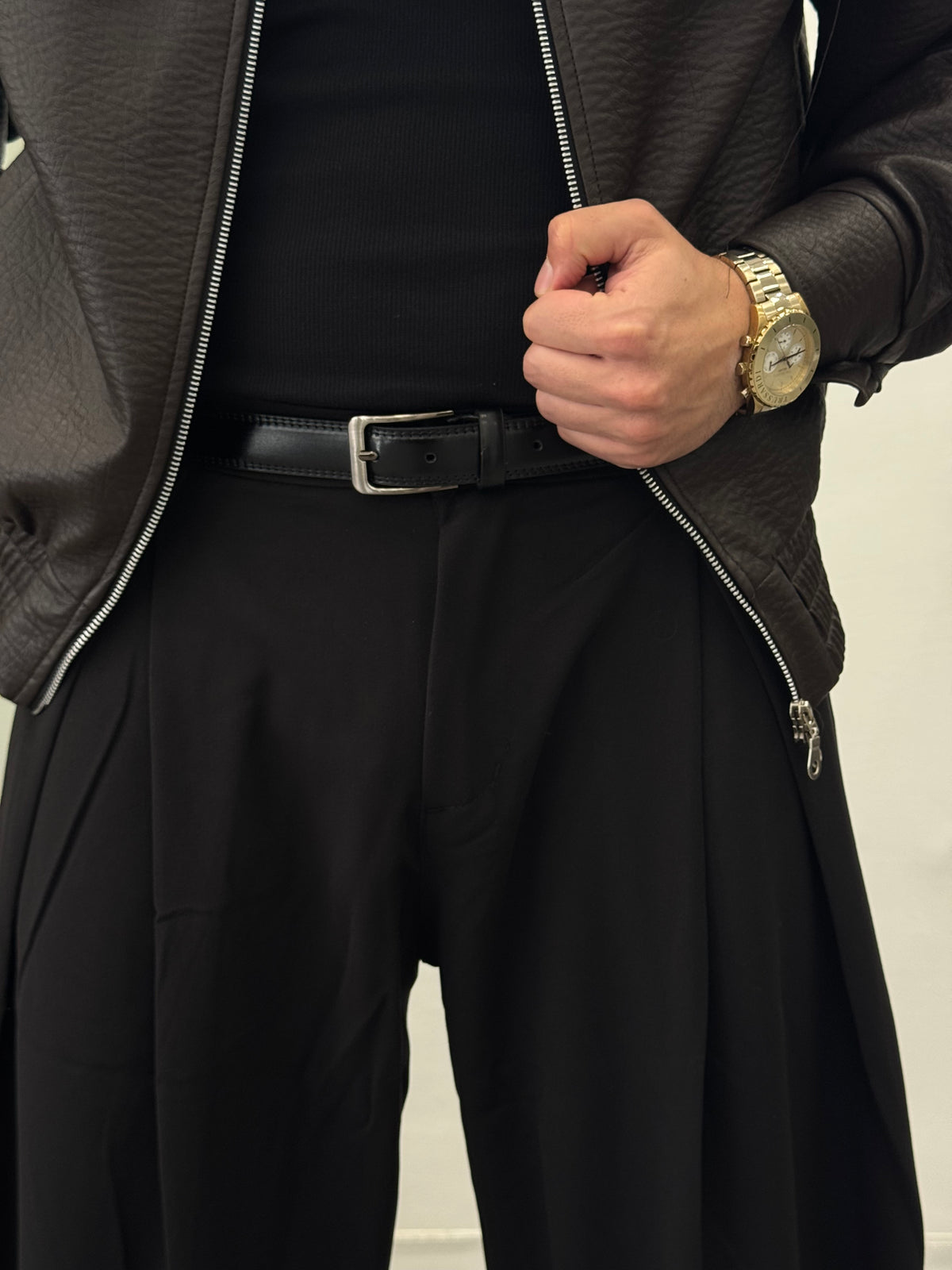 Cintura Nera con Fibbia Argento