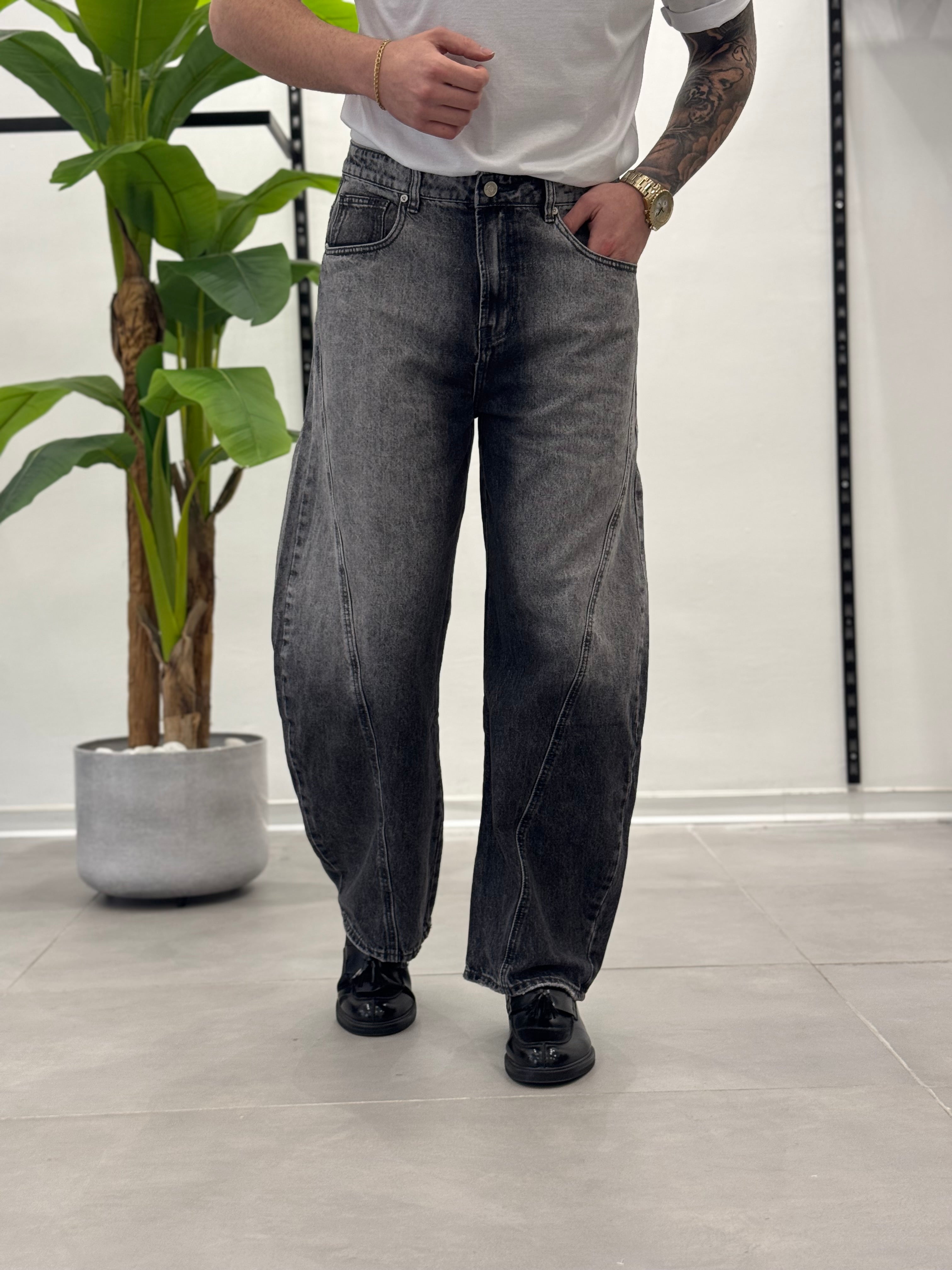 Jeans Toronto Central