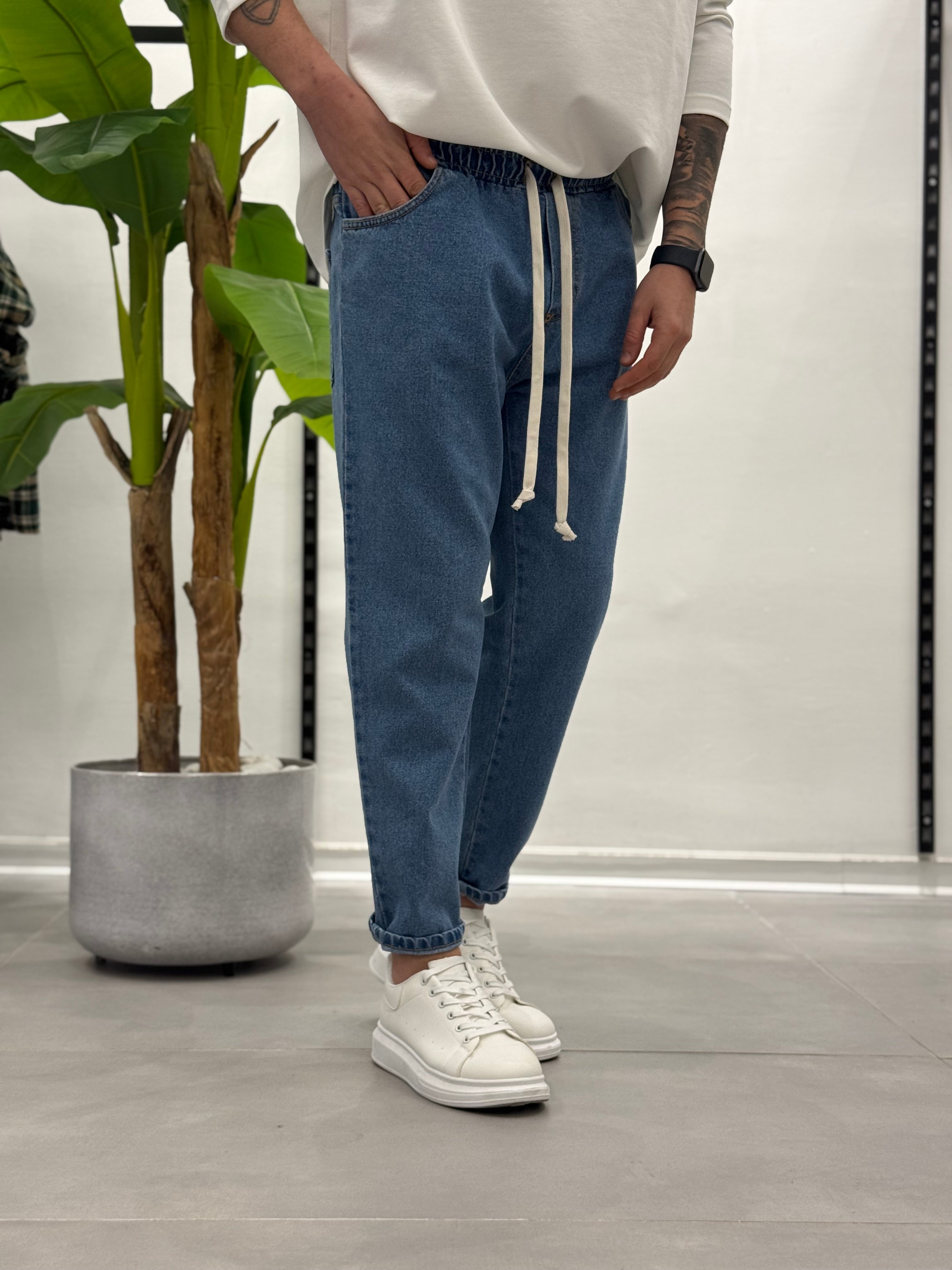 Jeans con Elastico in Vita Azzuro Wawe