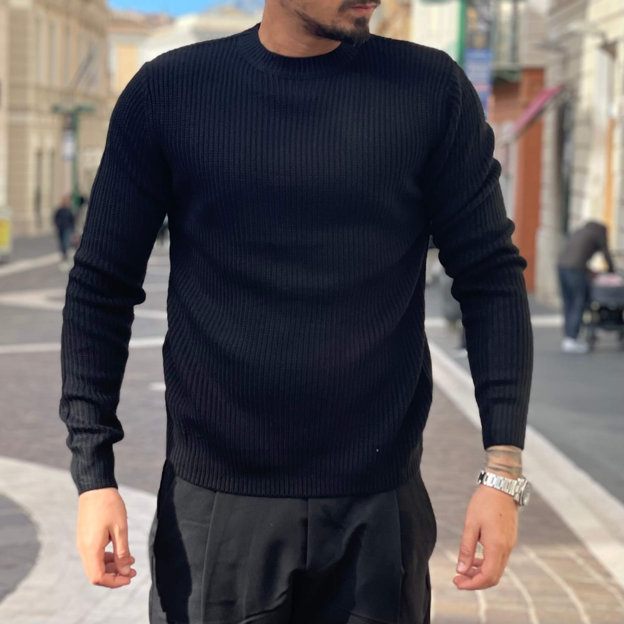 Maglioncino nero a costine - FLAG STORE