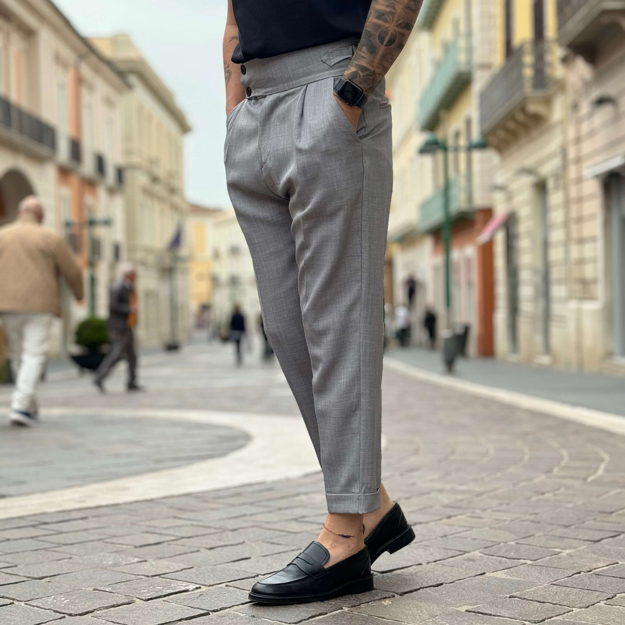 Pantalone grigio a vita alta con cinturini 2.0 - FLAG STORE