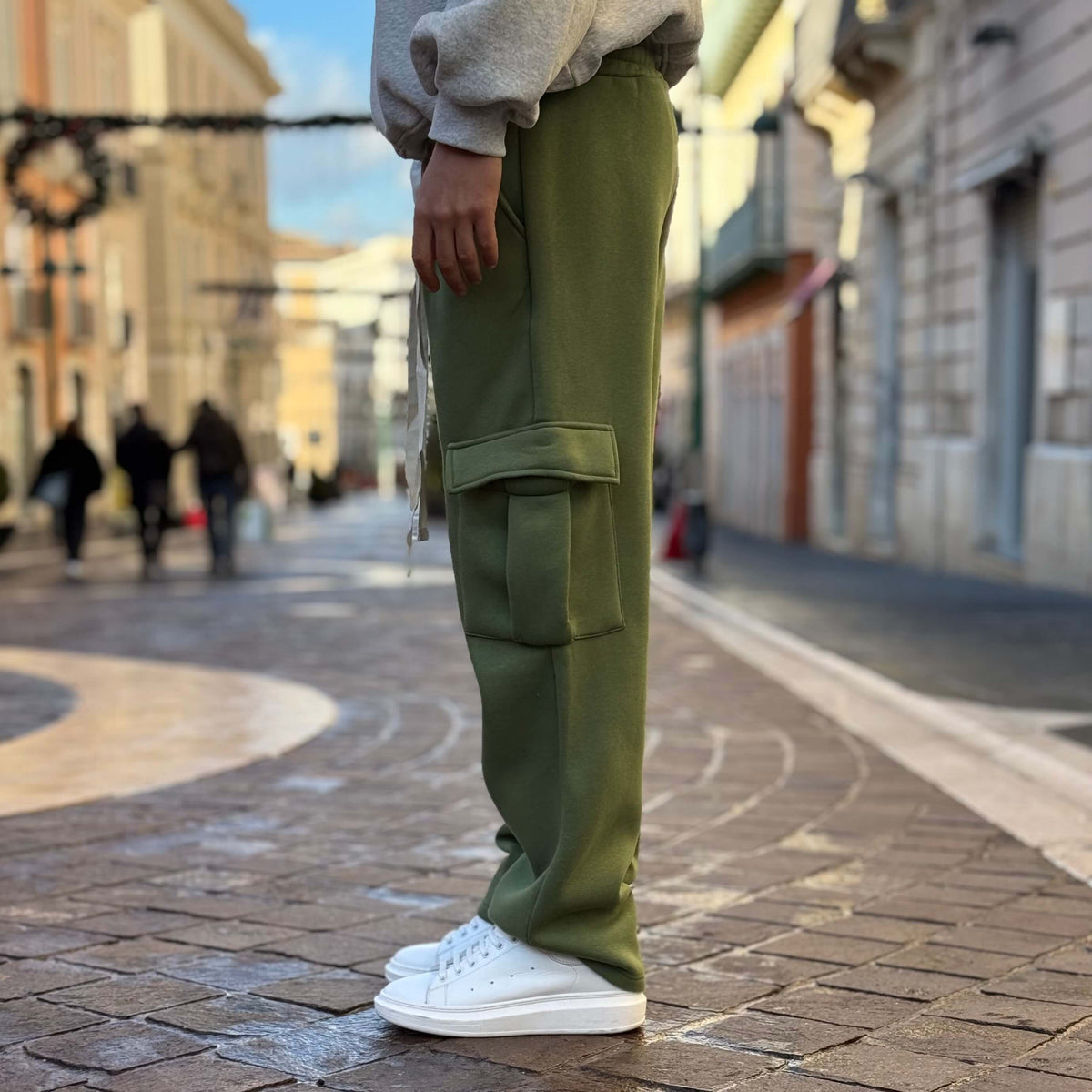Green wide-leg tracksuit bottoms with pockets - FLAG STORE 