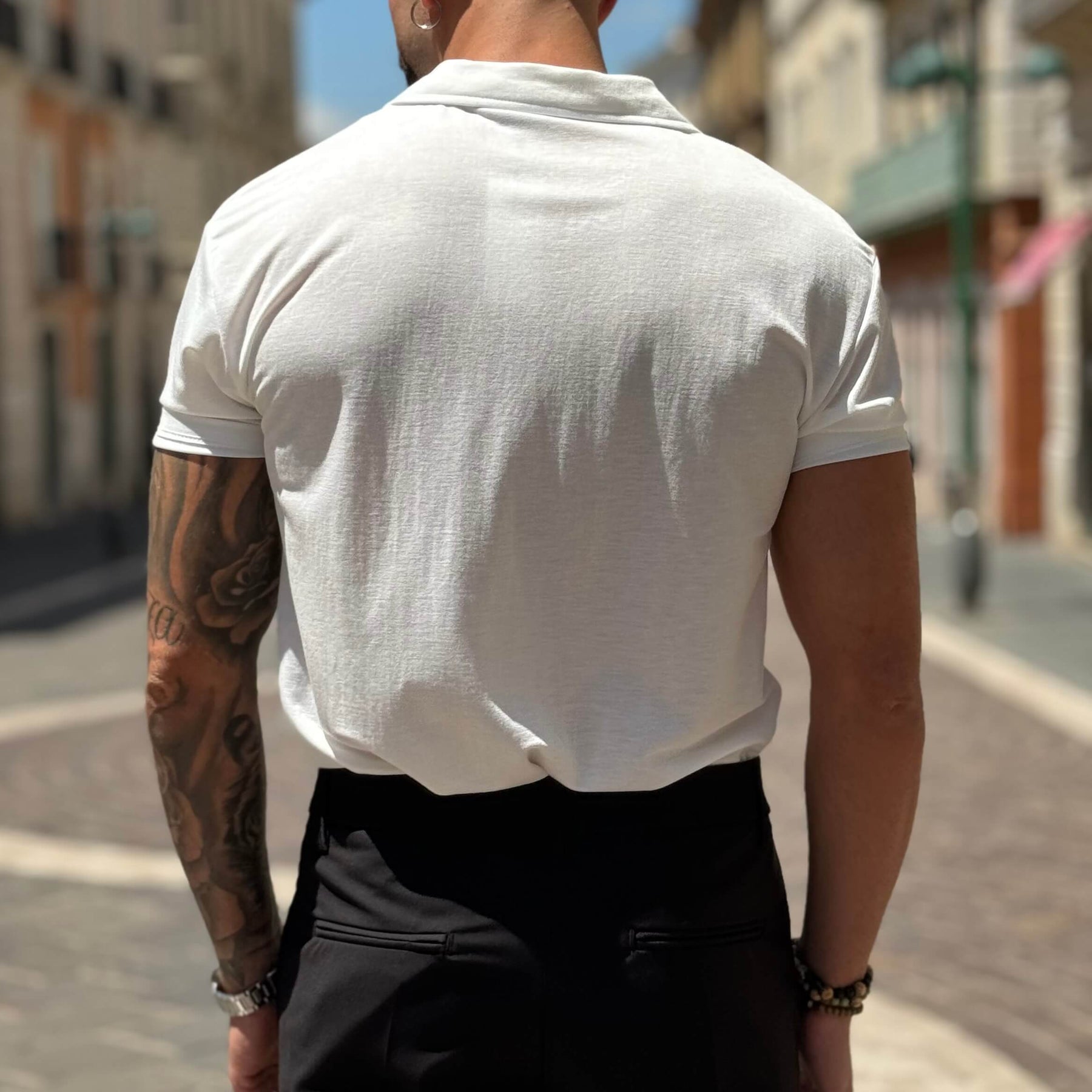 White V-neck, short-sleeved polo shirt without buttons - FLAG STORE