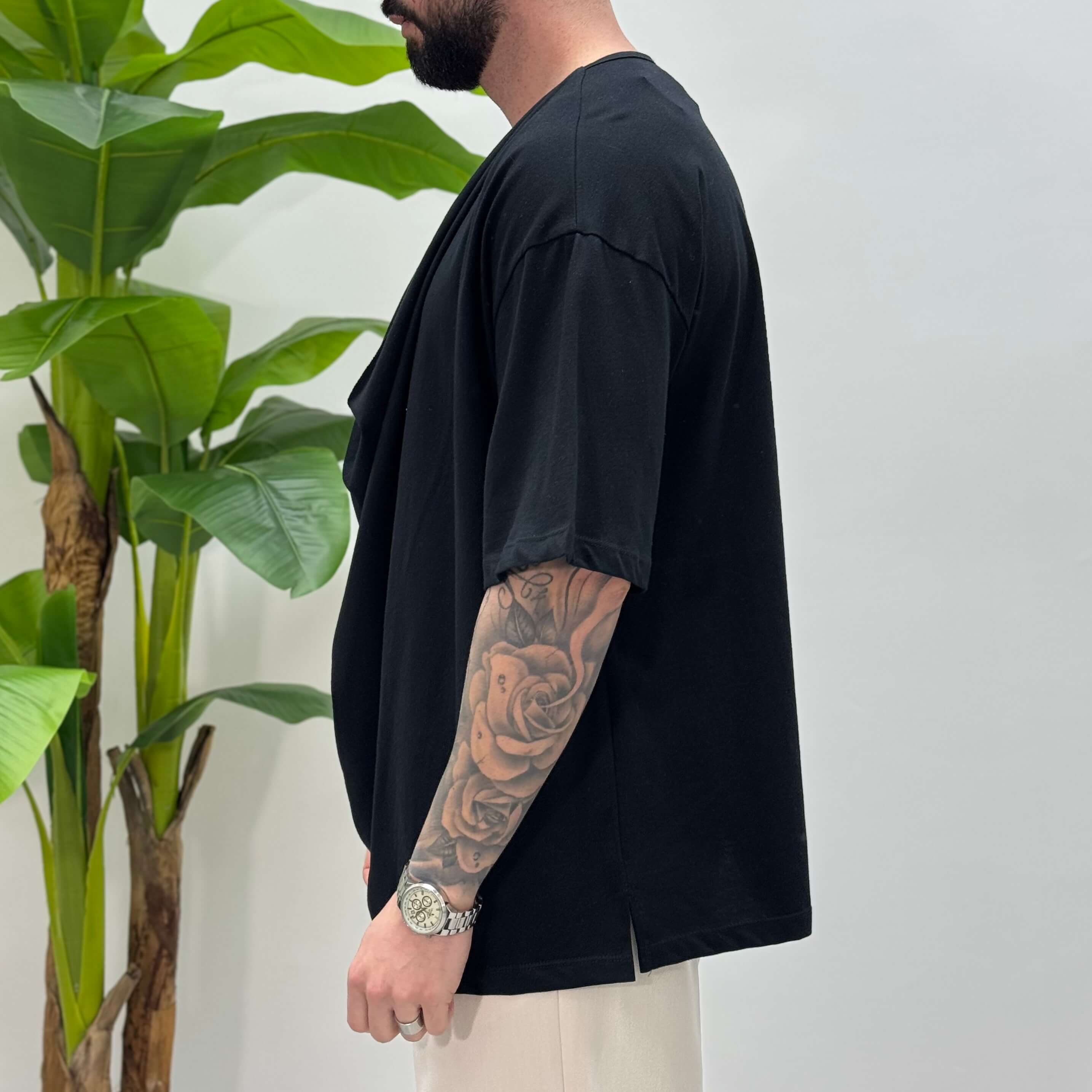 T-shirt nera scollata ibiza - FLAG STORE