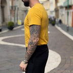 T-shirt senape scollo tondo taglio vivo - FLAG STORE