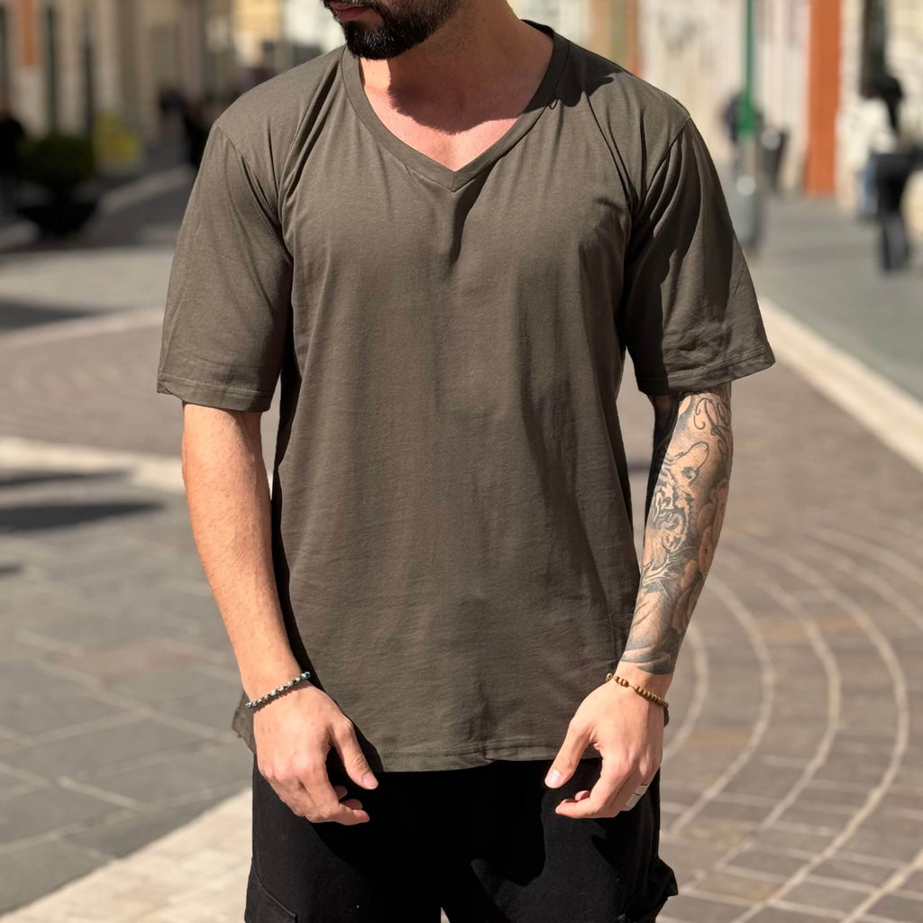 T-shirt verde militare scollo a V - FLAG STORE