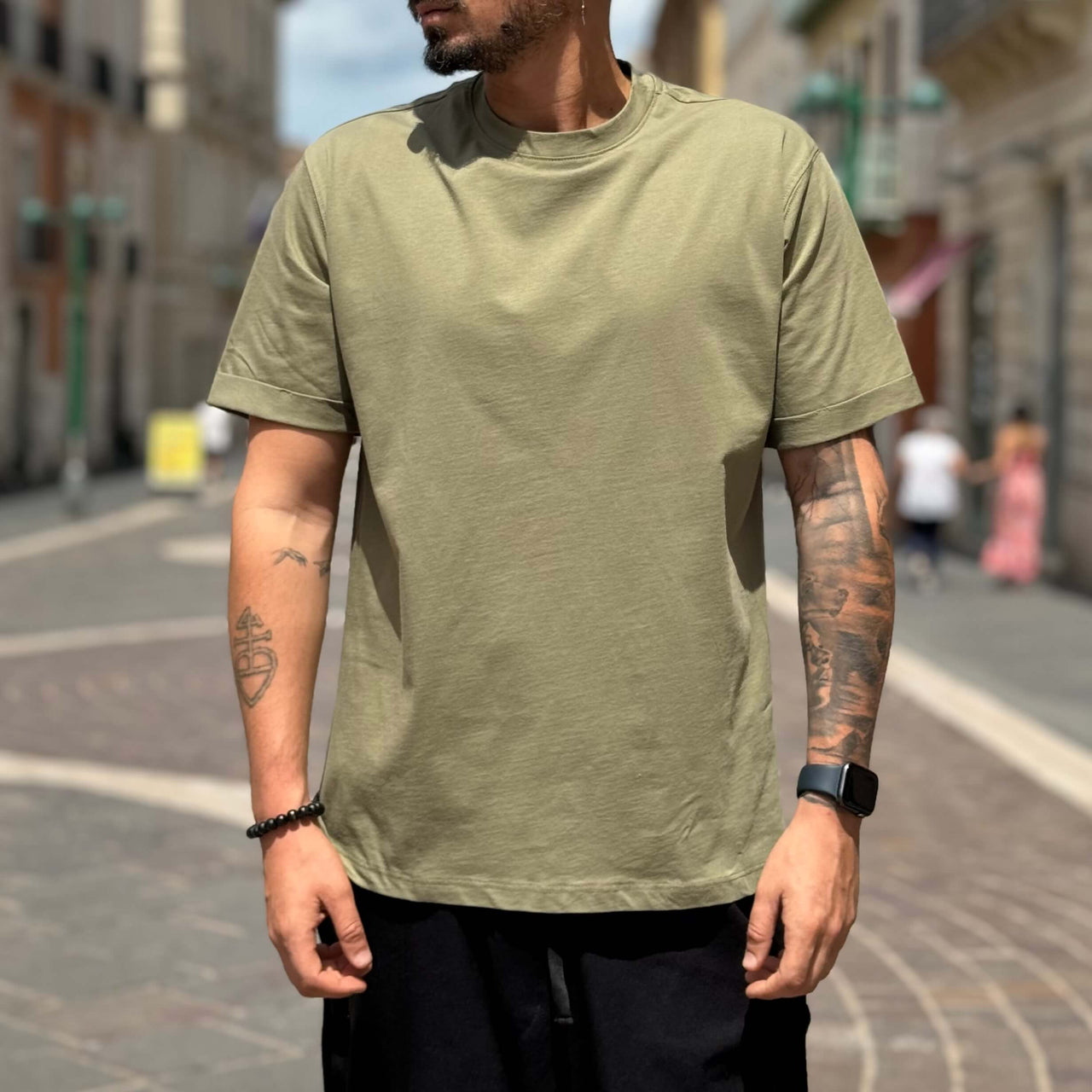 T-shirt verde oliva basic regolare - FLAG STORE