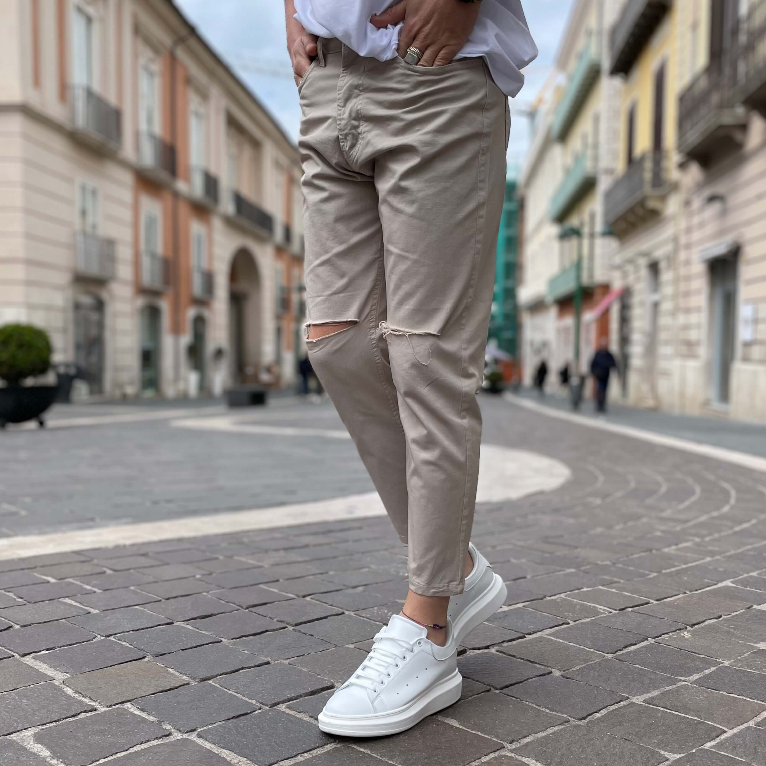 Jeans crema strappo al ginocchio - FLAG STORE